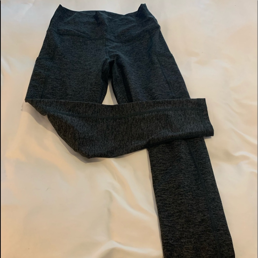 AERIE size M dark gray leggings